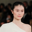新面孔超模何穗——Ralph Lauren秀场上唯一的亚洲面孔