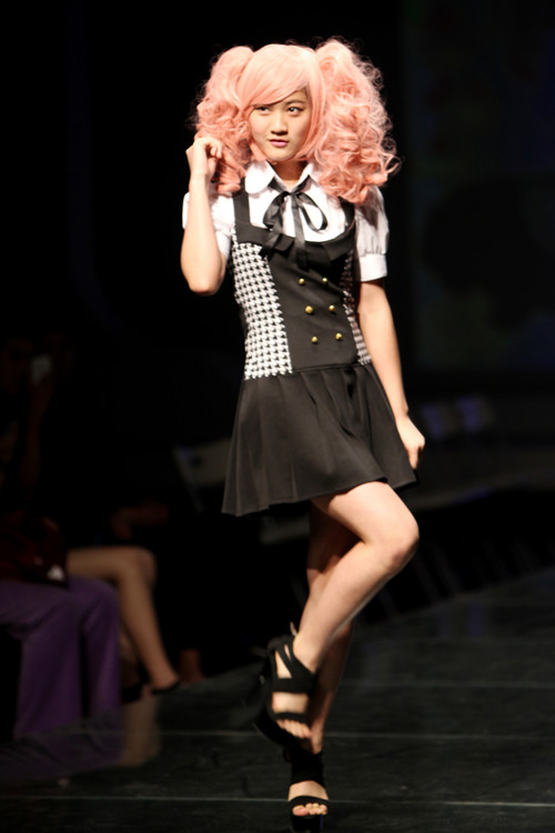 北京新面孔模特上演cosplay主题秀