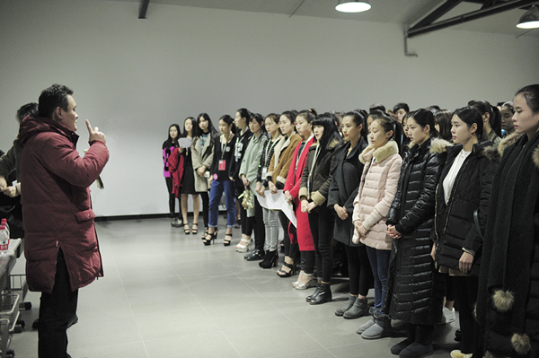 高校招生会北京服装学院表演专业专业课考试