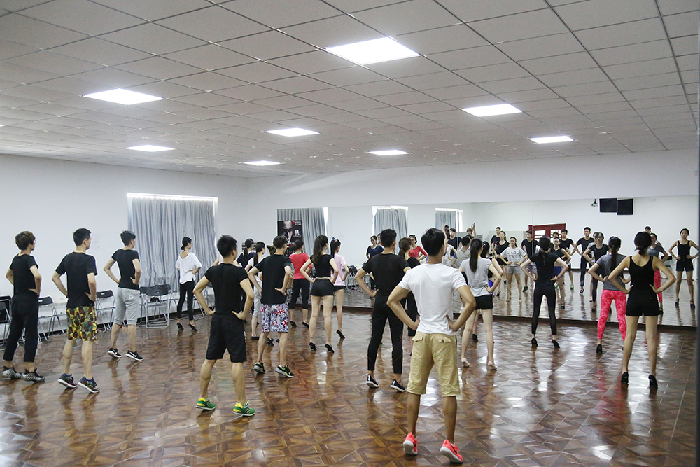 模特学校