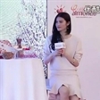 何穗出席活动展示神秘食谱