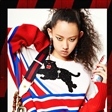 魏小涵出境《悦己》9月刊 演绎“Girl Power”