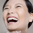 超模走秀时为什么都面无表情，不会微笑？