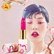 美妆达人王一 烈焰红唇演绎致命诱惑