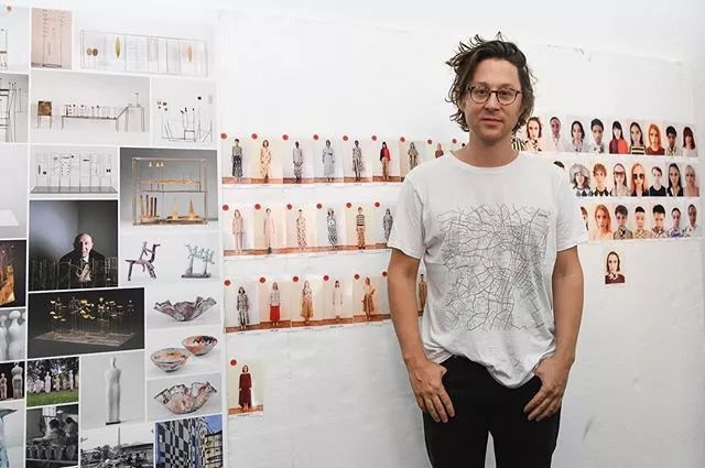 AFIA认证模特陈园园演绎2019春夏米兰时装周ArthurArbess