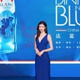 机场街拍变FASHION SHOW，超级模特何穗令人羡慕的穿衣之道！