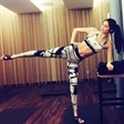 学会何穗的这些独门大招，健身也可以美美的