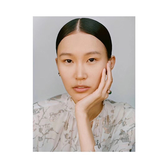 新面孔模特陈曦拍摄《the cut 》新刊