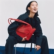张丽娜、巴瑞杰拍摄Bottega Veneta2020新年广告大片